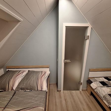Ferienhaus Saaleblick Wettin エクステリア 写真